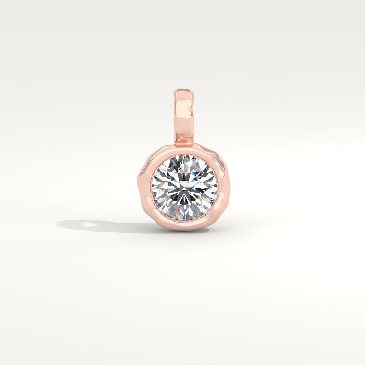 Petite Aurum Pendant in Diamond