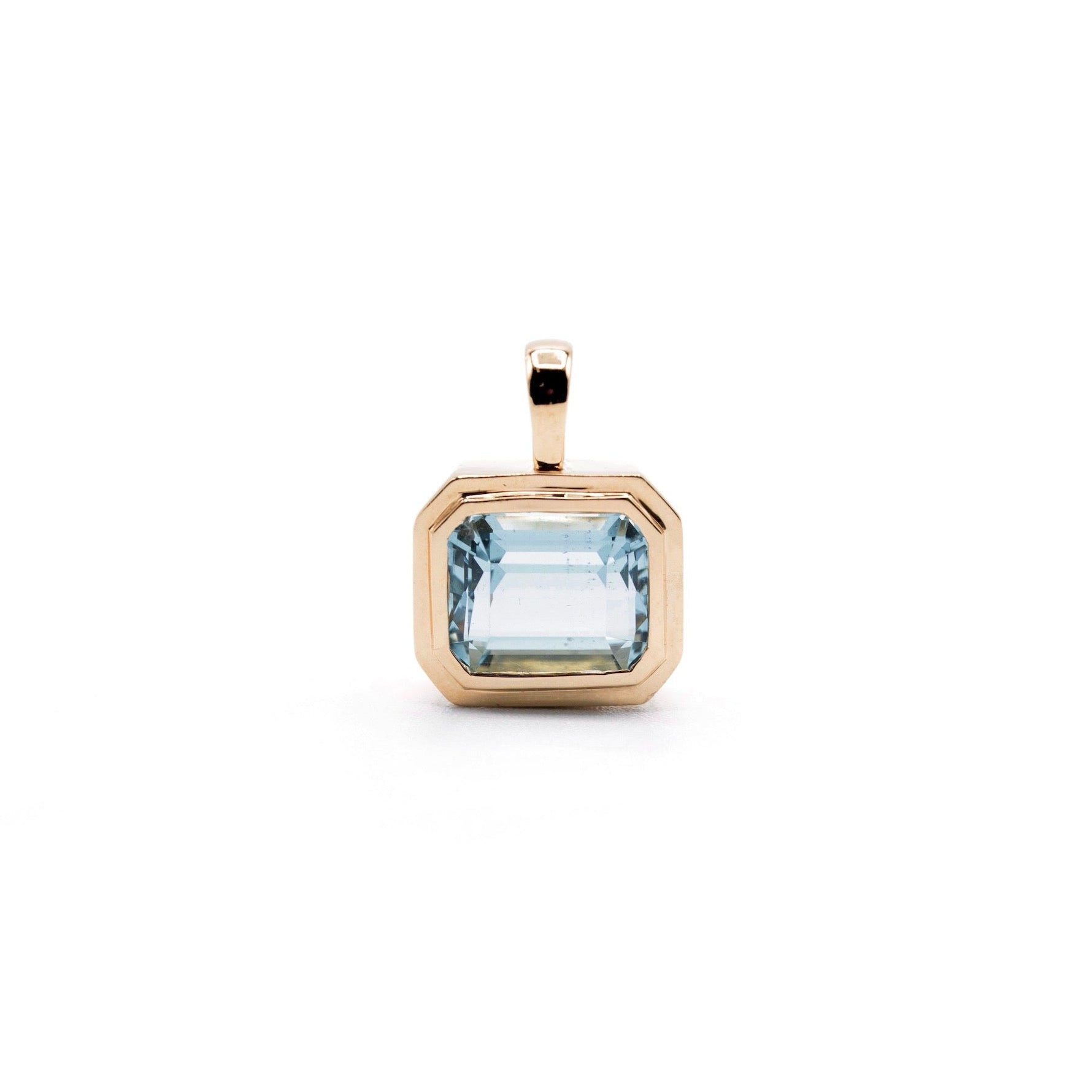 Helios Pendant in Aquamarine