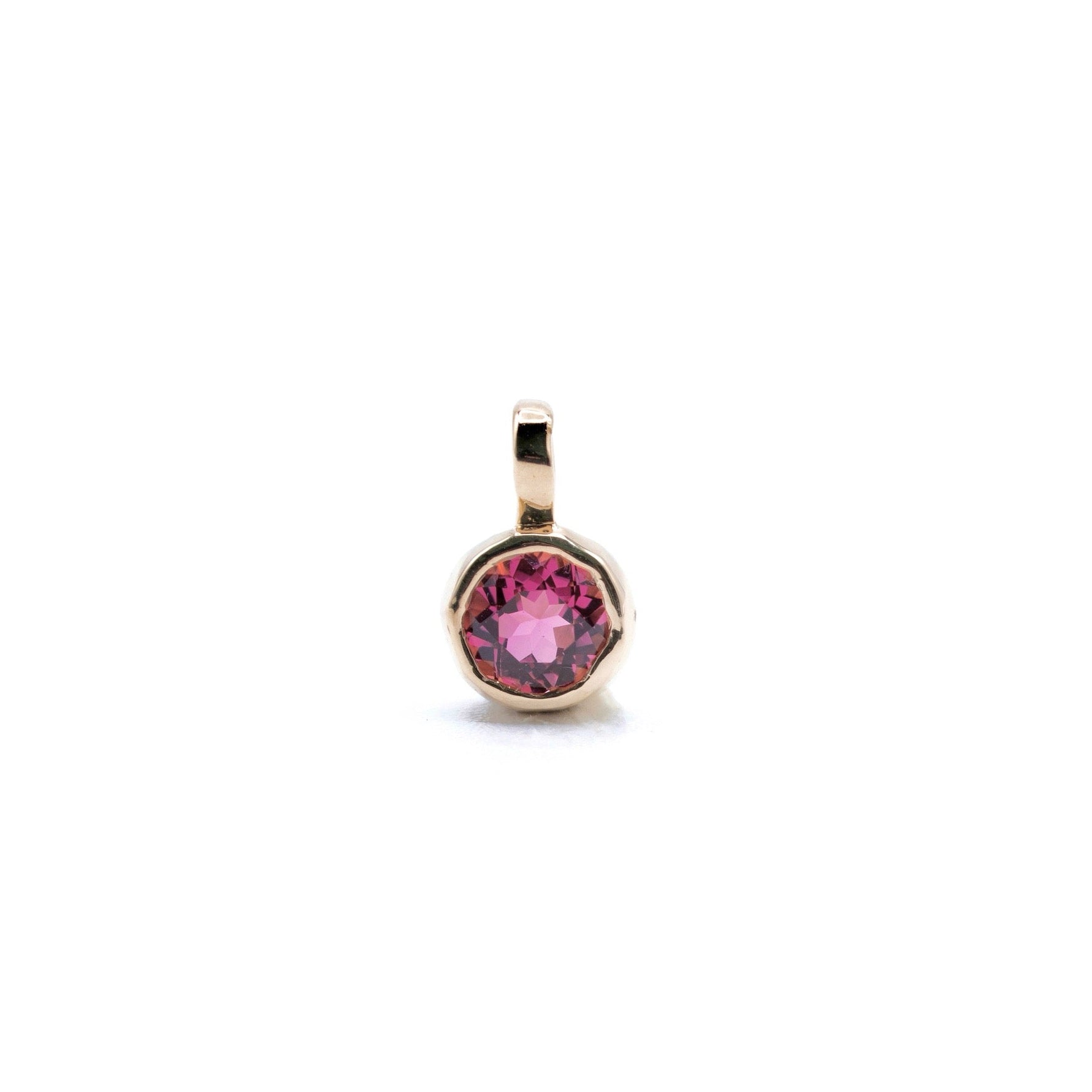 Petite Aurum Pendant in Pink Tourmaline