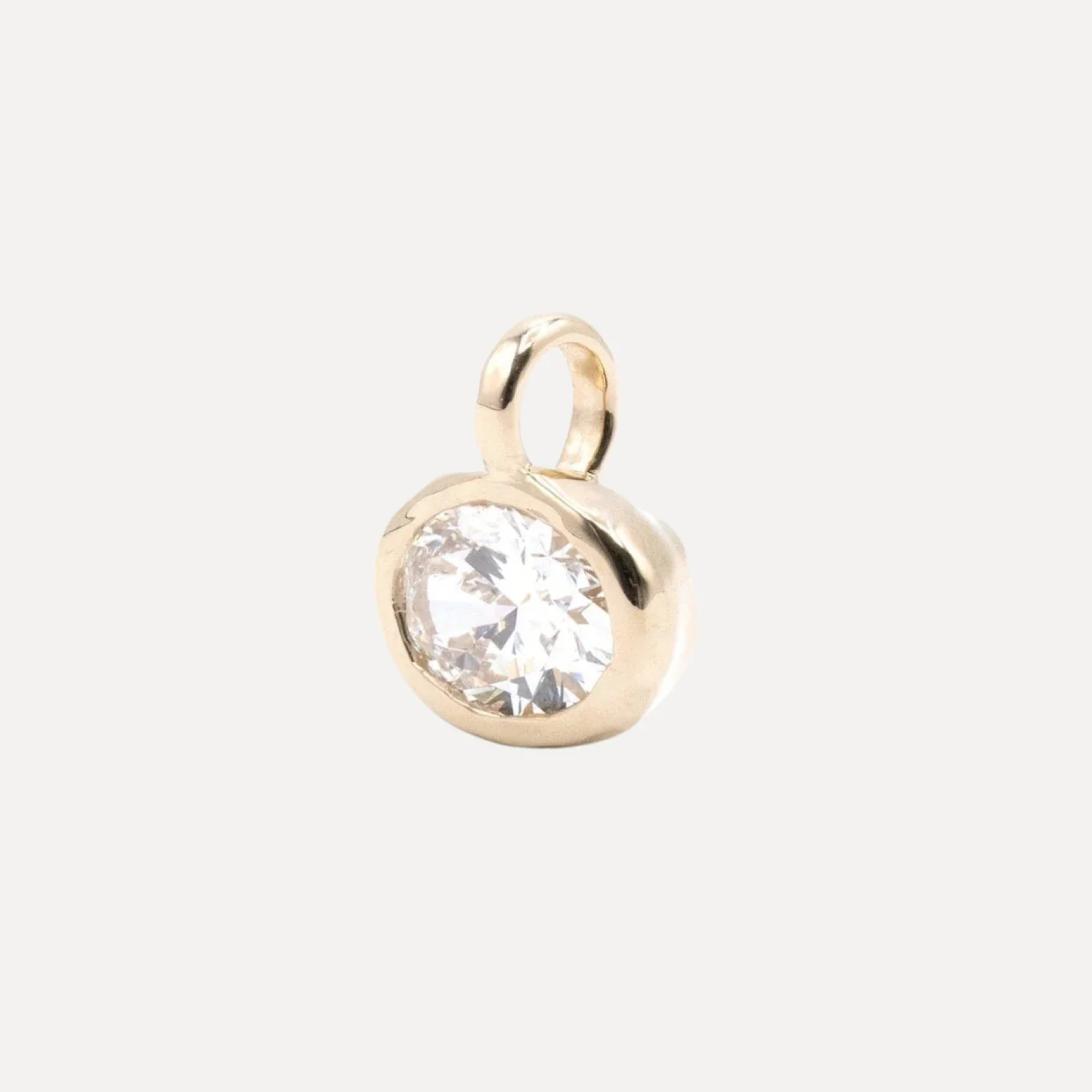 Aurum Pendant in Diamond
