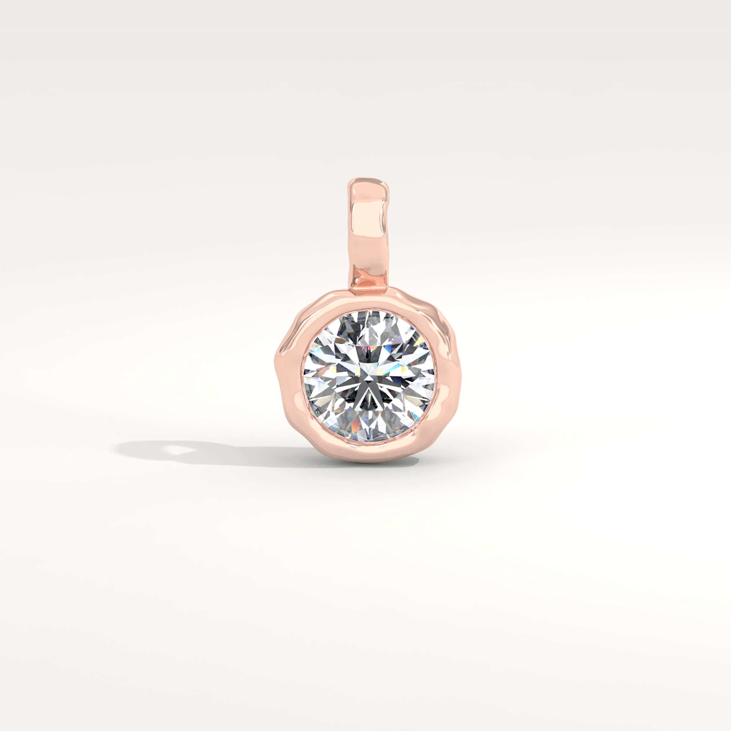 Petite Aurum Pendant in Diamond