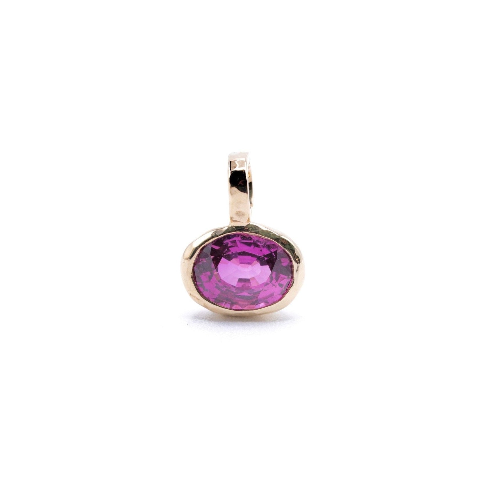 Aurum Pendant in Pink Sapphire
