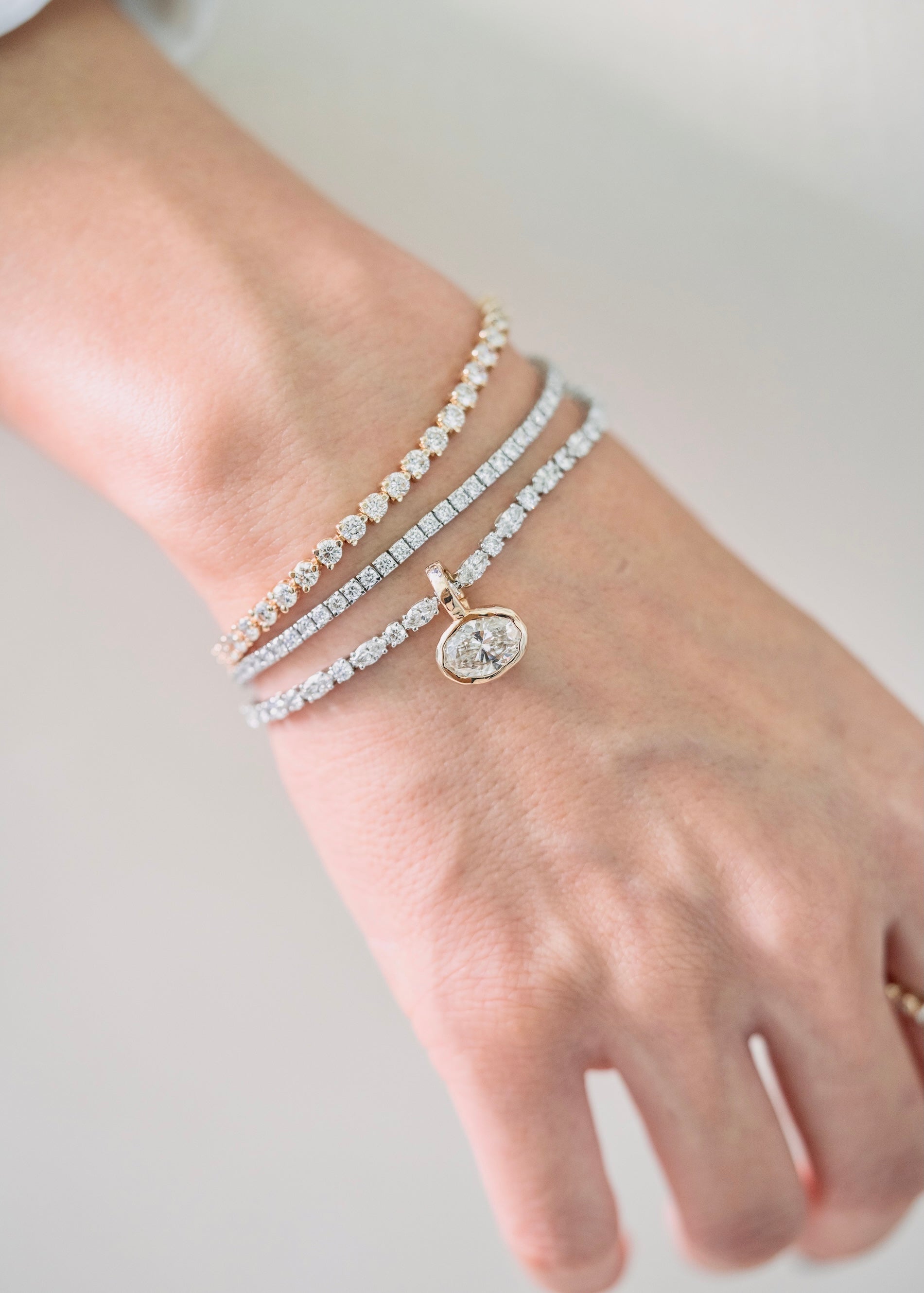 Aurum Pendant in Diamond