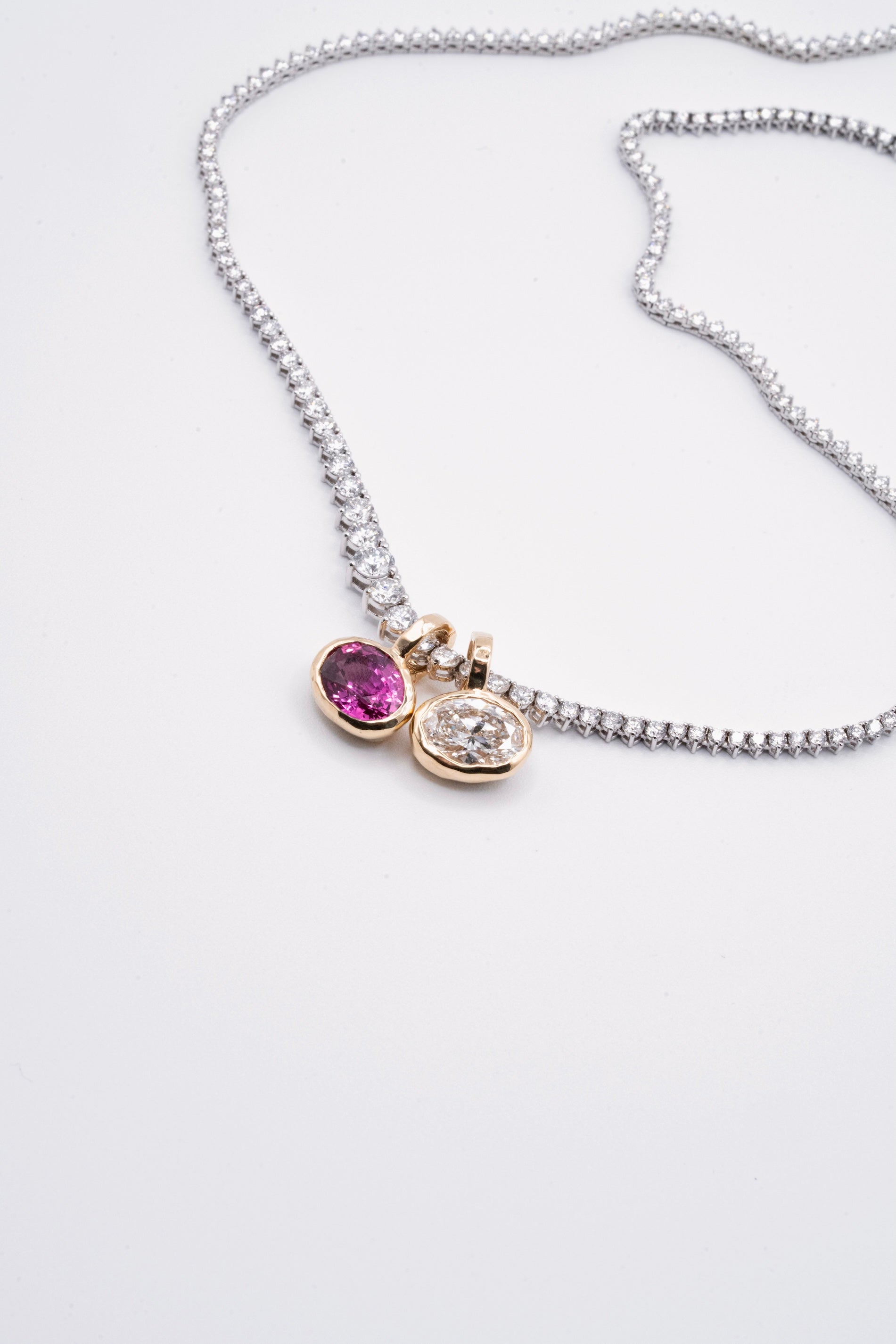 Aurum Pendant in Pink Sapphire