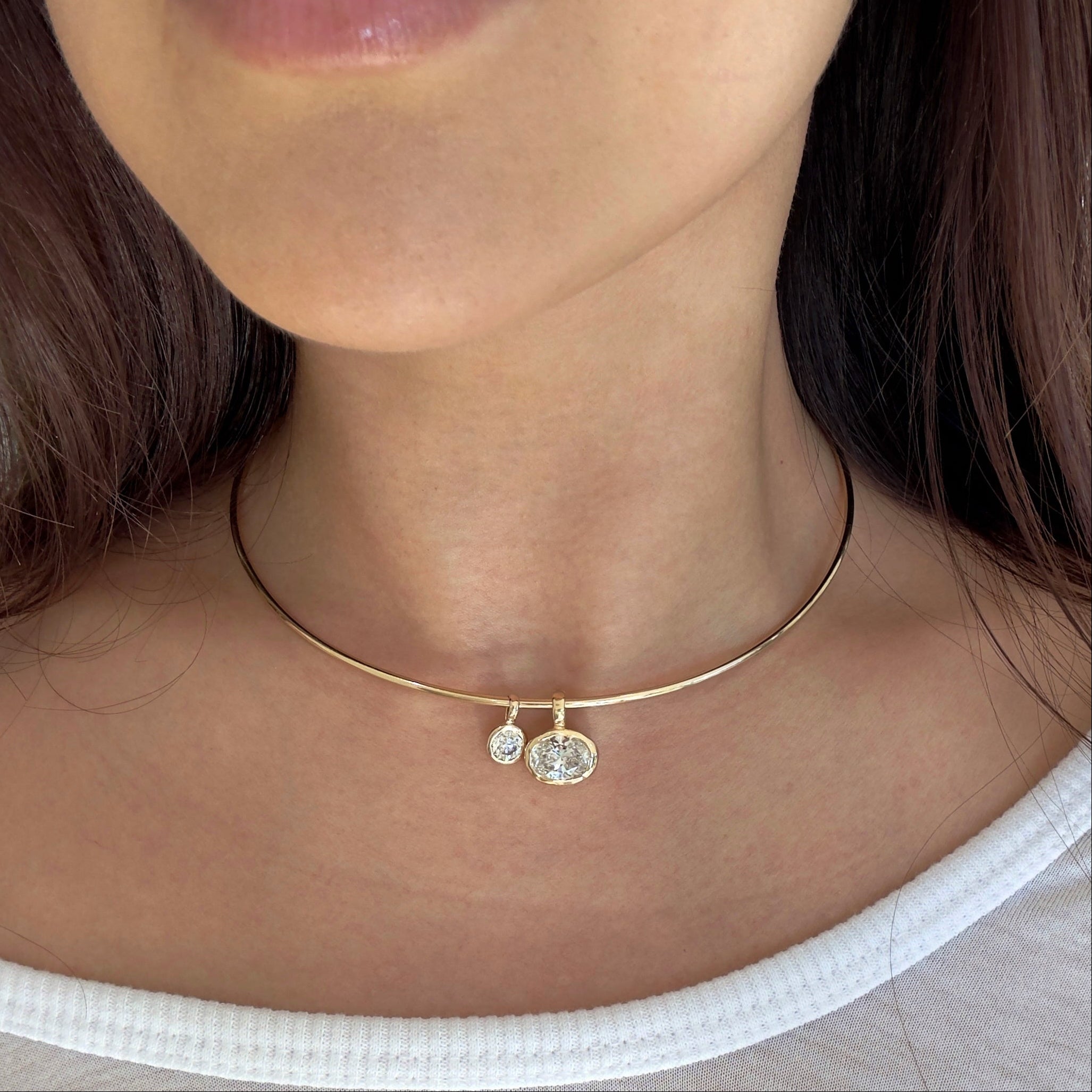 Petite Aurum Pendant in Diamond