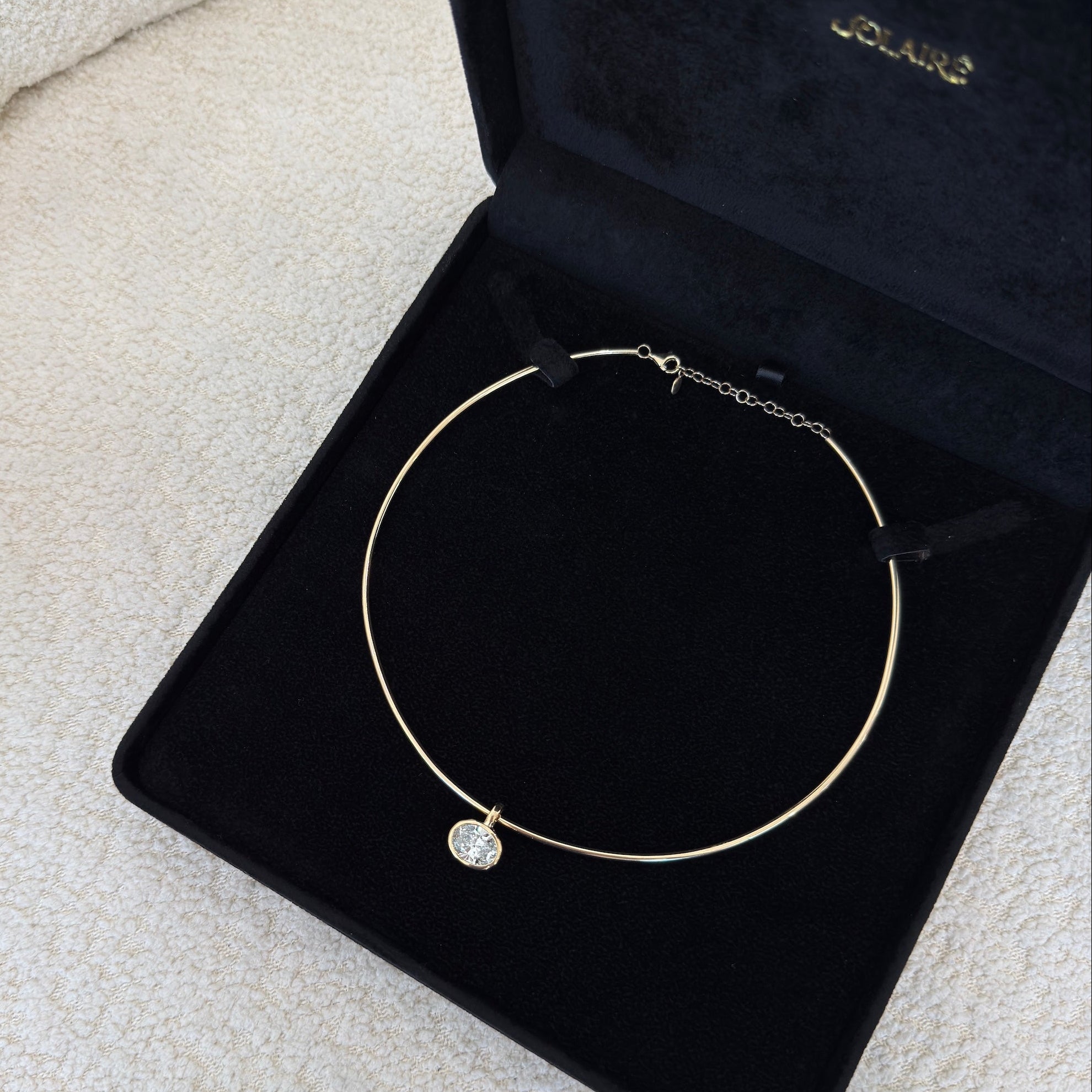 Forma Collar